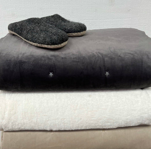 Charcoal Velvet Star Throw